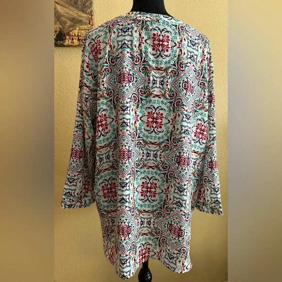 Van Heusen Printed V-Neck Tunic in Teal, Red & Cream - Picture 4 of 6